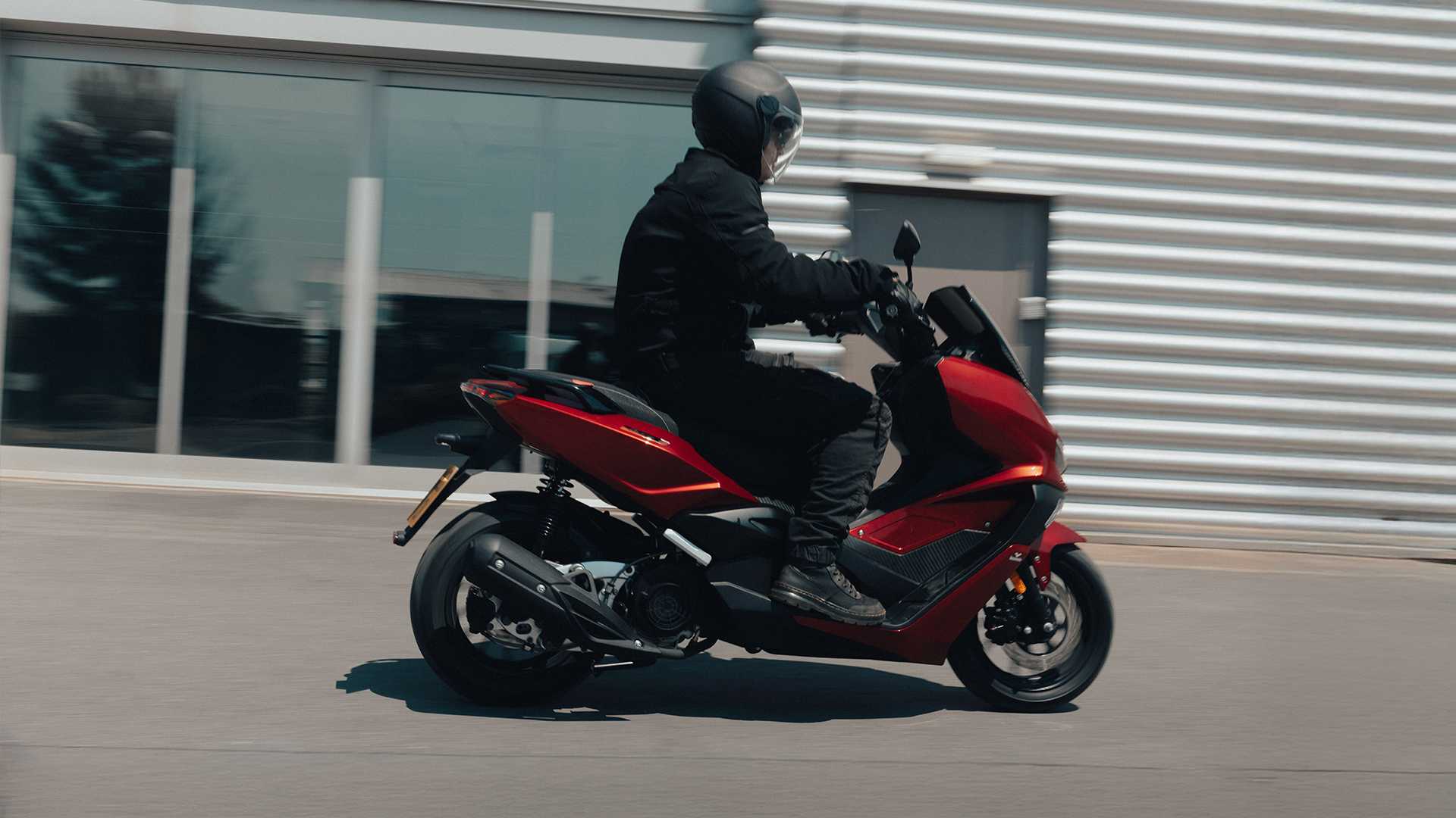 Aura 125