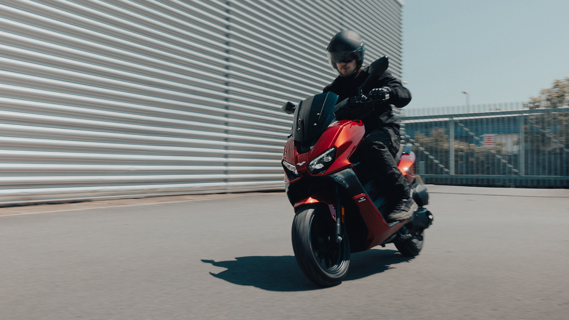 Aura 125