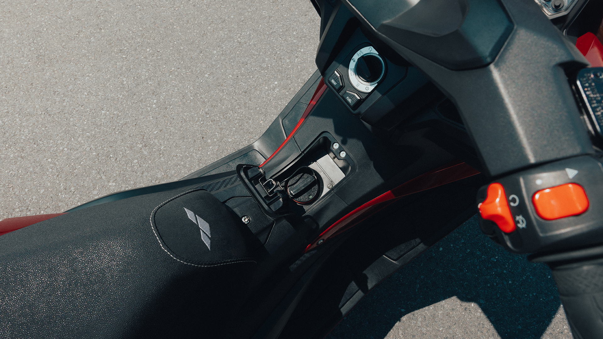 Aura 125