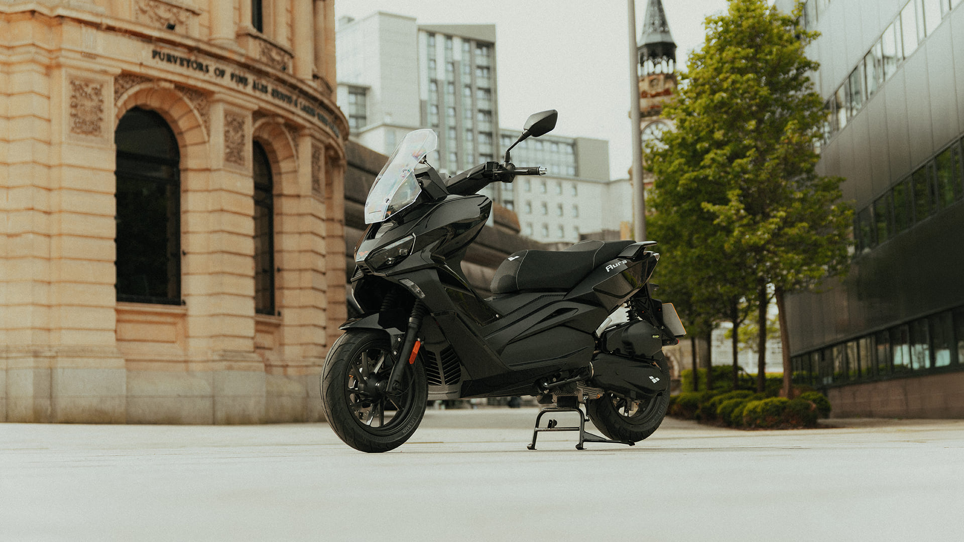 Aura 125 E55