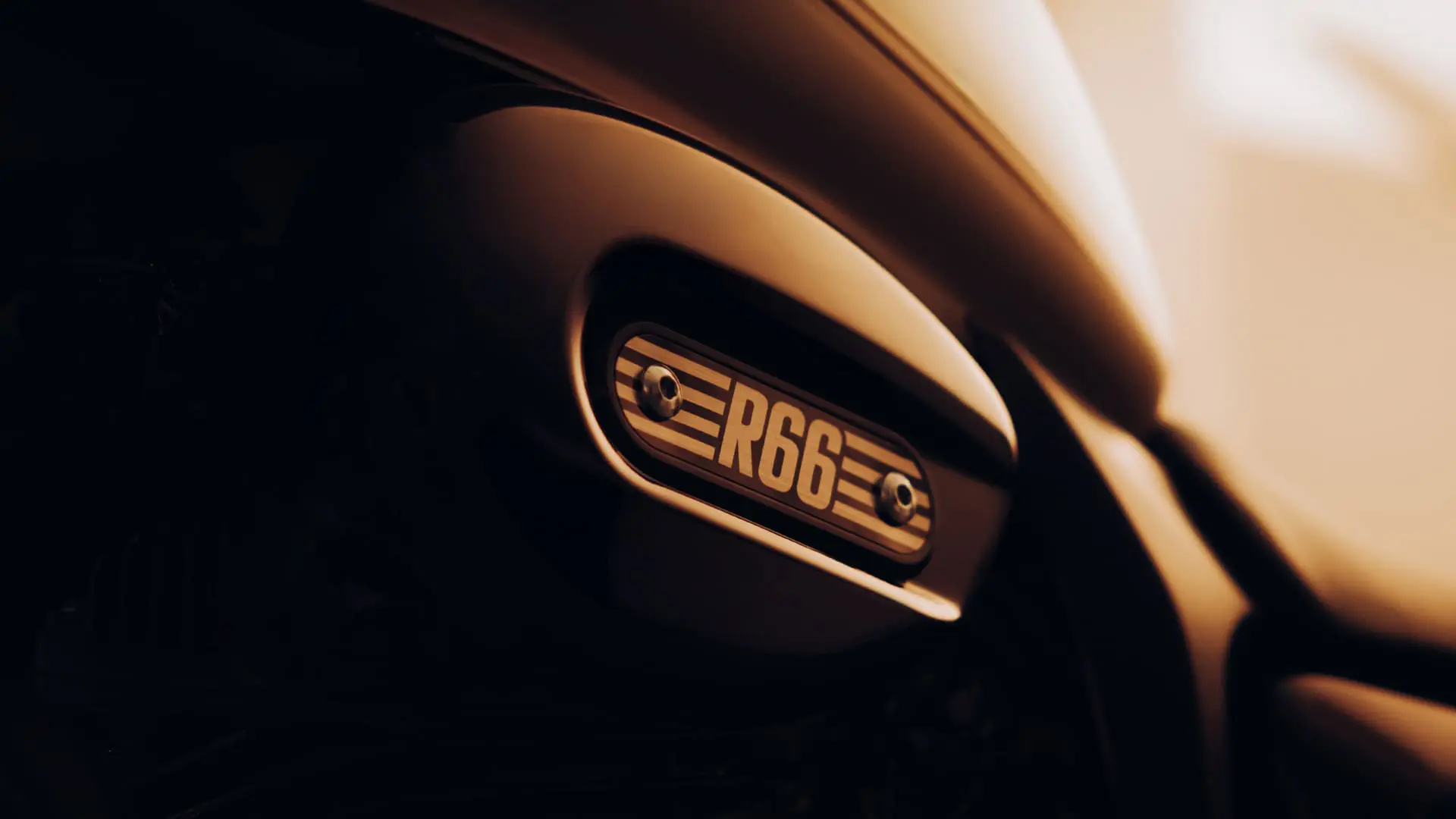 R66 E55