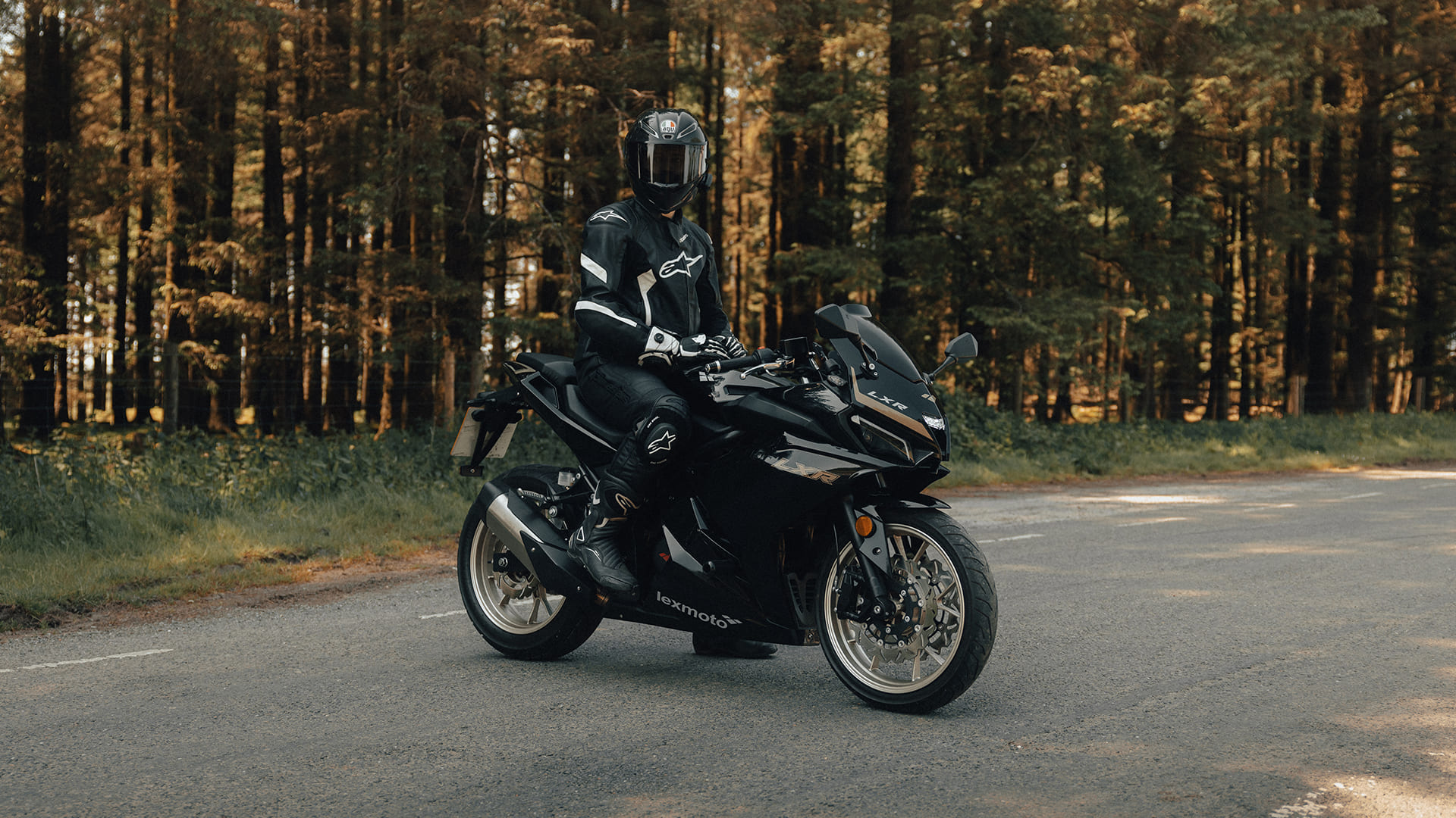 LXR 125