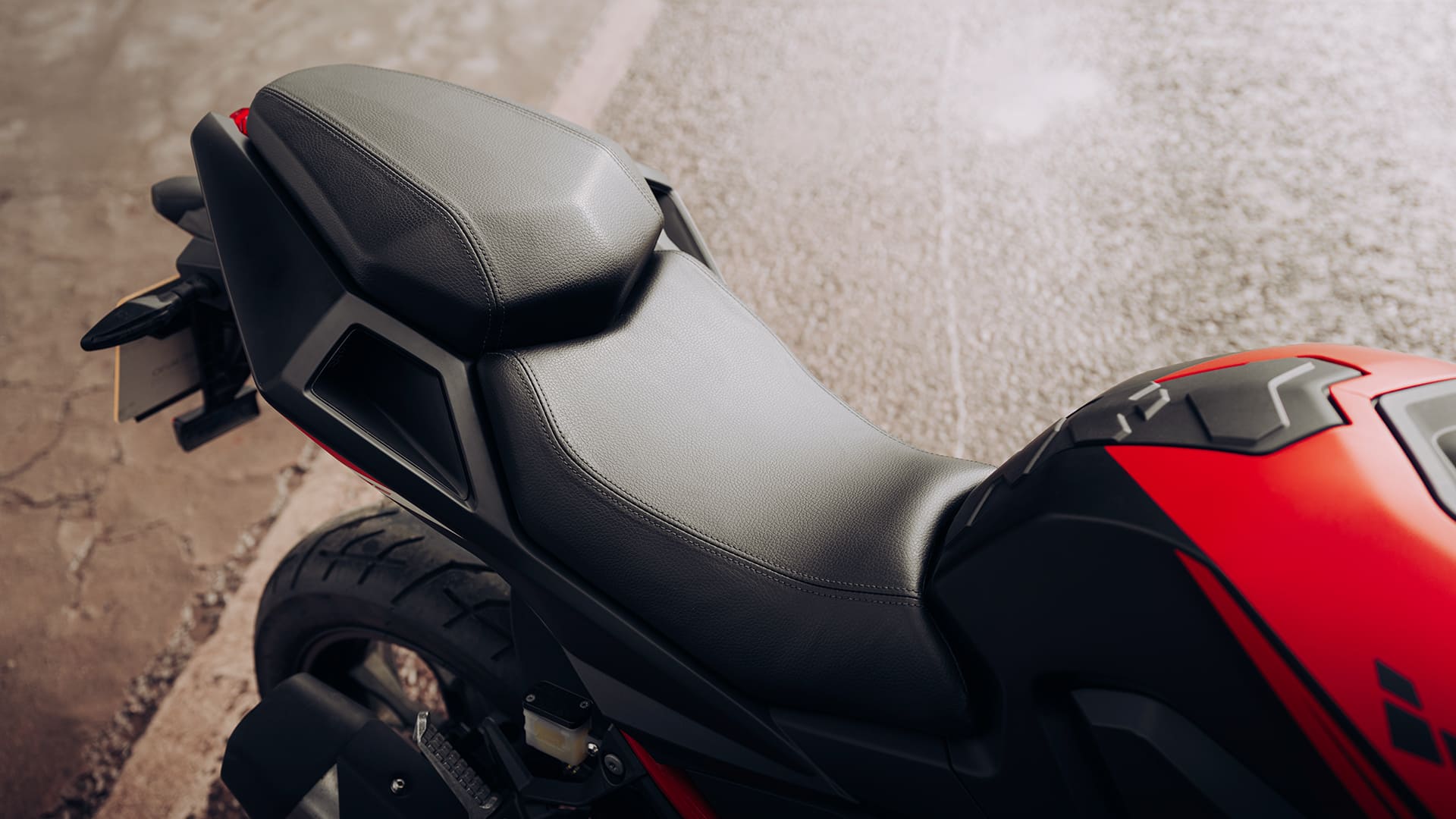 LXR SE 125 E55