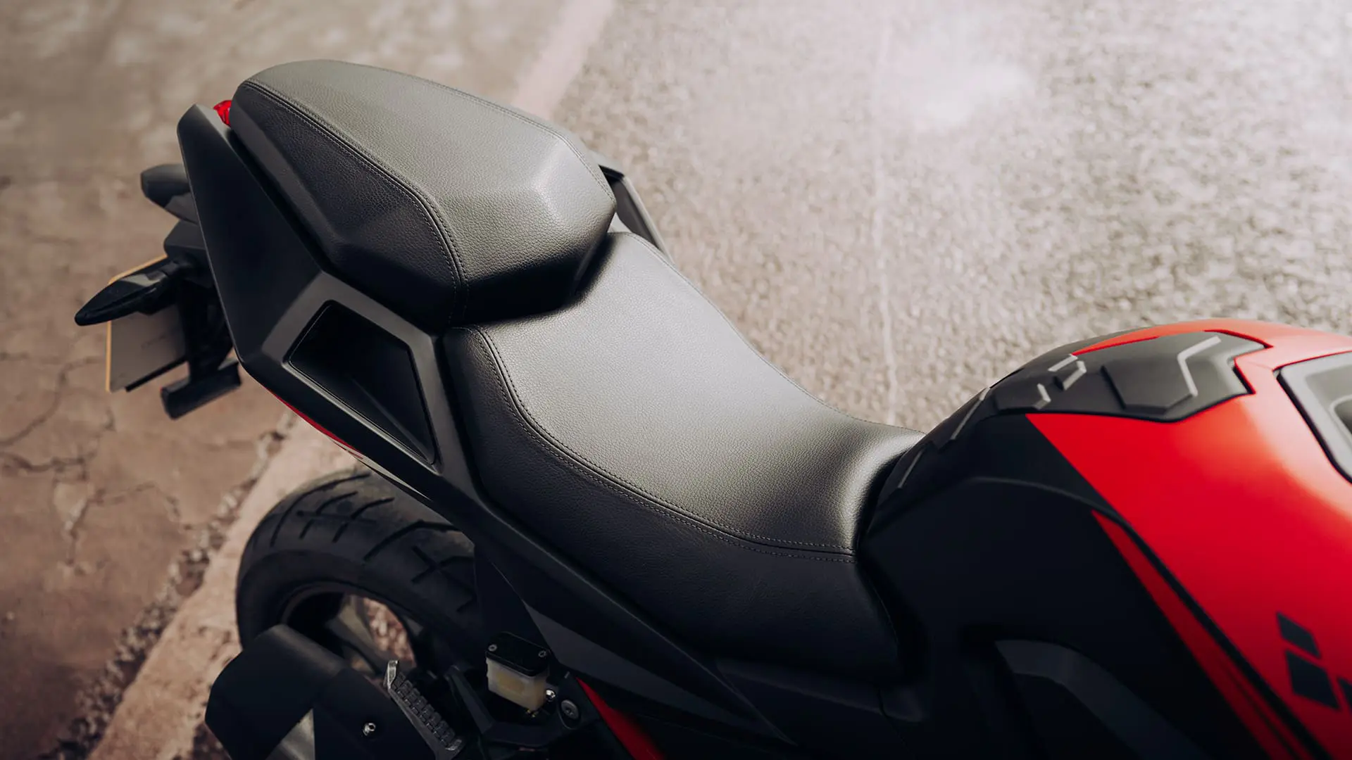 LXR SE 125 E55