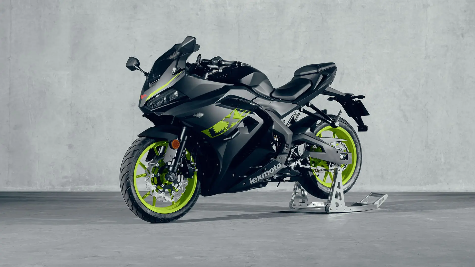 LXS 125 E55