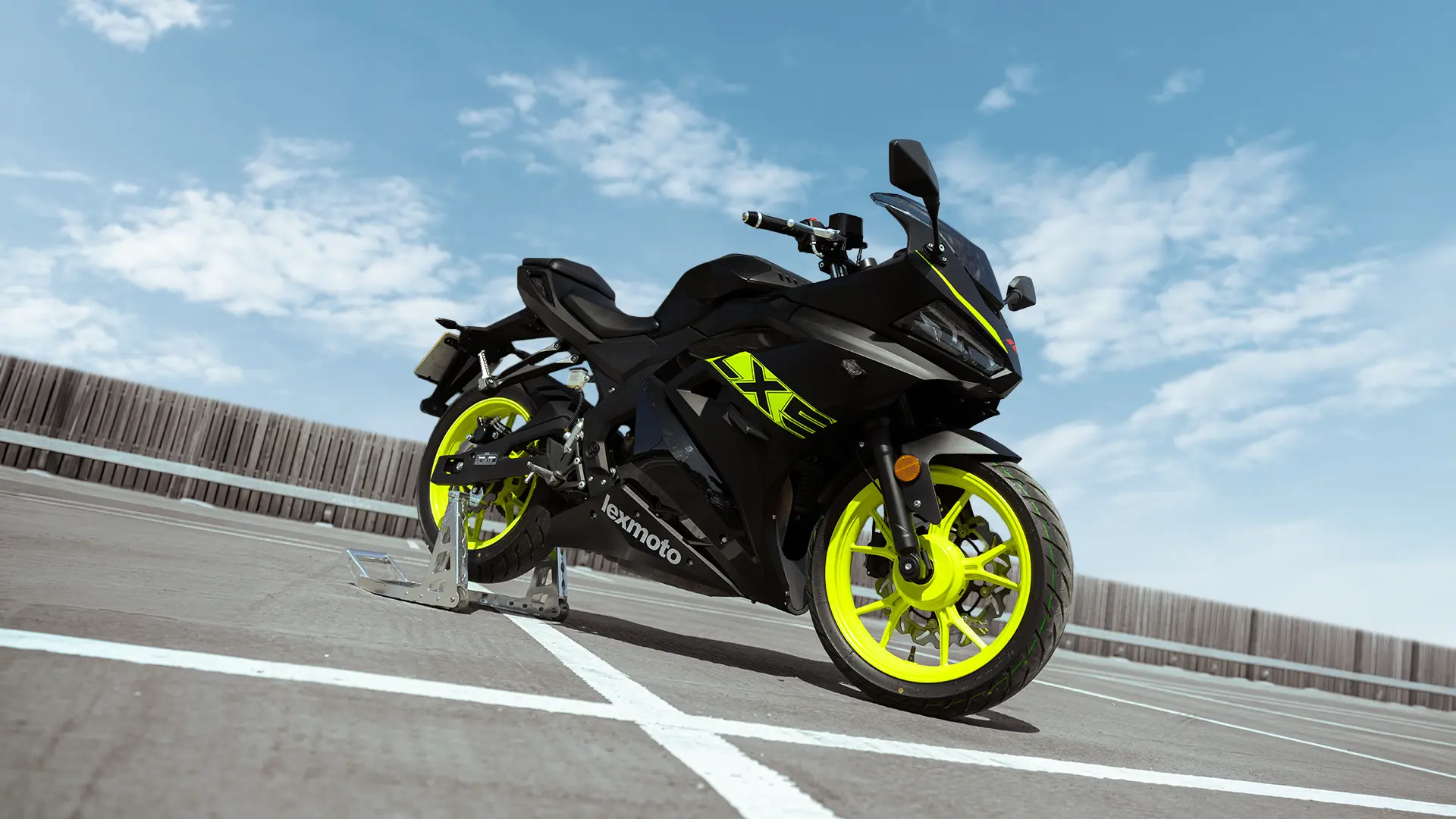 LXS 125 E55