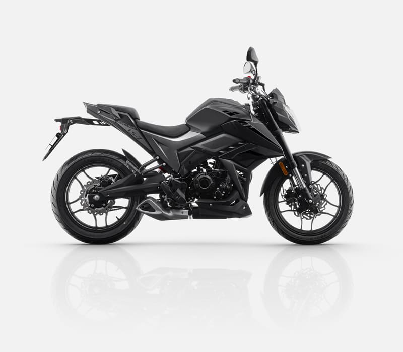 LS-Z 125 E55 - Front View